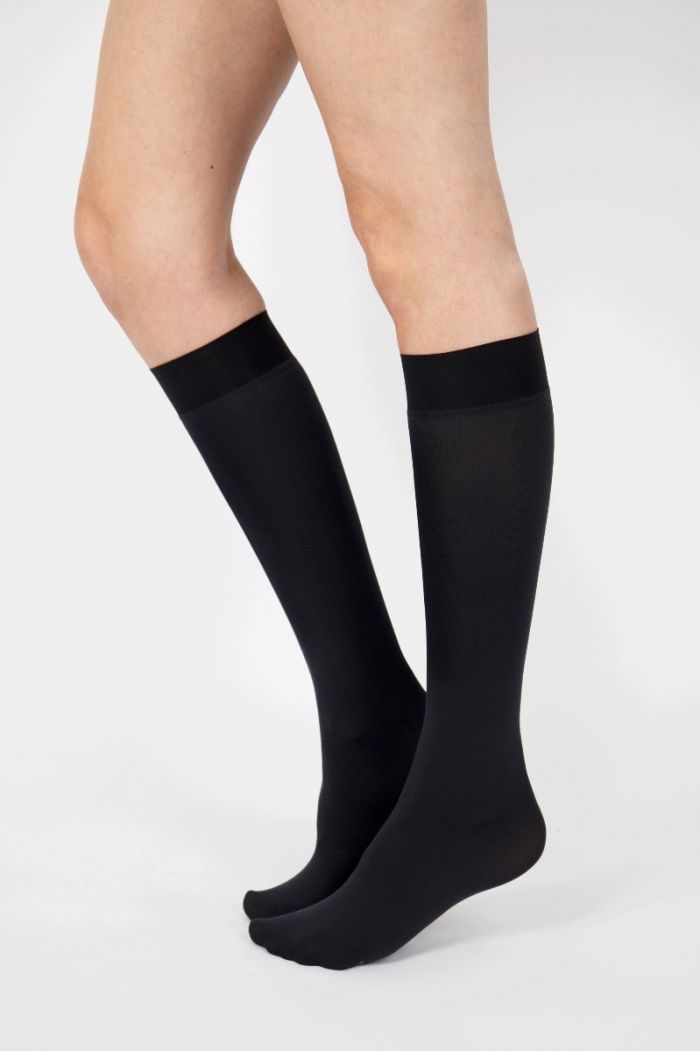 Aristoc Aristoc 80 Denier Microfibre Opaque Knee Highs Black  Opaques Collections2021 | Pantyhose Library